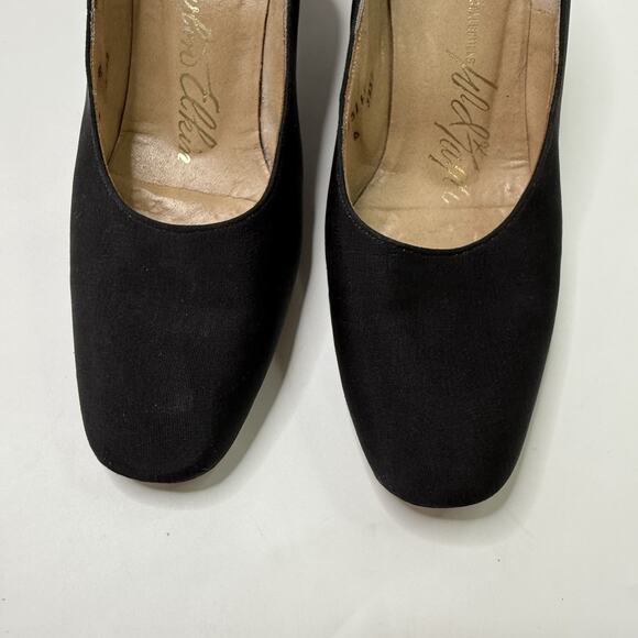 Newton Elkin Lord And Taylor Black Heels Pumps Size 6 B Vintage Fabric Solid - Picture 4 of 11